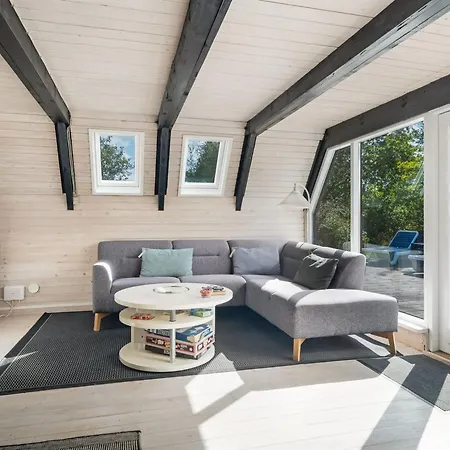 Vladanka - From The Sea By Interhome * Hadsund